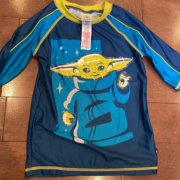 Baby Yoda Swim trunks and Rash Guard - Picture 6 of 8